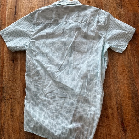 Monument 100% cotton white with Light Blue pattern Men's Shirt small NWT NEW - Picture 2 of 6